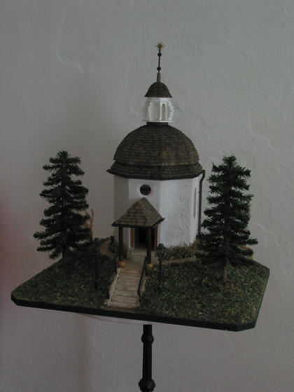 A model of the silent night chapel is for sale
3 month working time, 2500 .. 3000 handcrafted shingles, 19 lamps. All together for only 1400.-EUR.